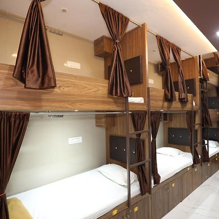 Mango Marol Dormitory Mumbai  Buitenkant foto