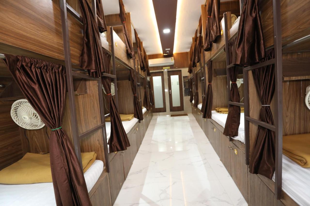 Mango Marol Dormitory Mumbai  Buitenkant foto