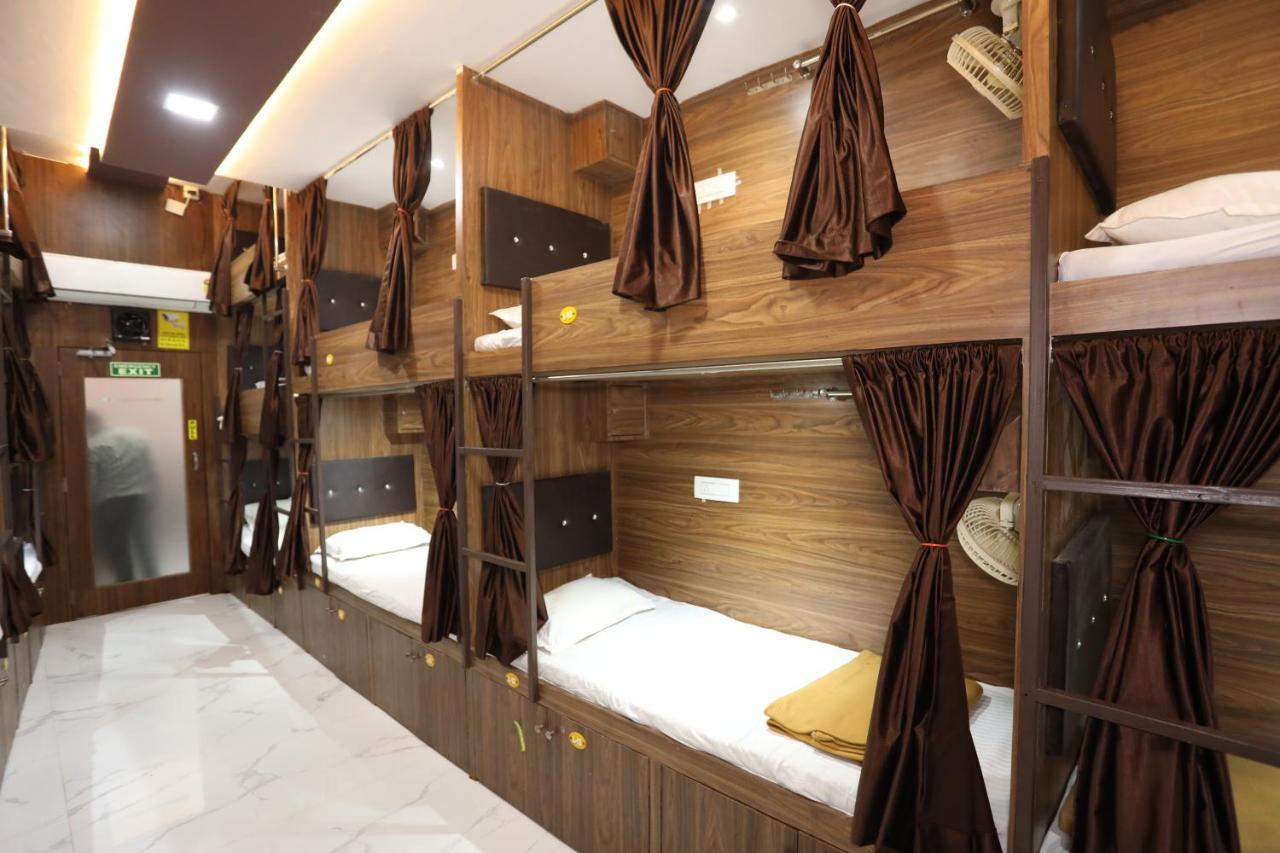 Mango Marol Dormitory Mumbai  Buitenkant foto
